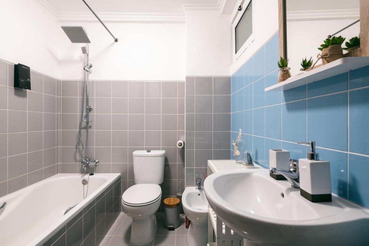 Atlantis Flat. Relaxing Moments Apartment Machico  Bagian luar foto